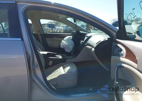 2016 Buick Regal Turbo z USA, uszkodzony, nr VIN 2G4GK5EX5G9206941